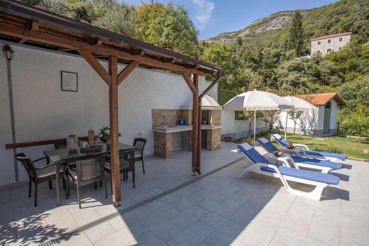 Apartments Gvozdenovic Herceg Novi Exterior photo