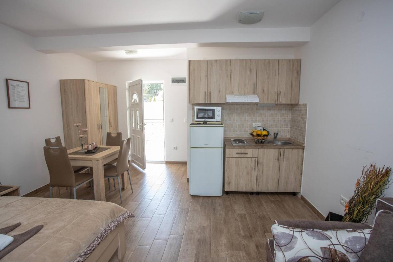 Apartments Gvozdenovic Herceg Novi Exterior photo